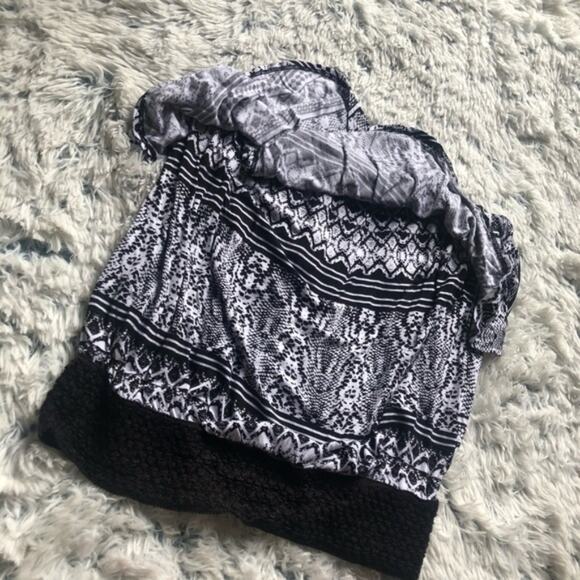 Jessica Simpson Small Black White Tube Crop Top - Picture 3 of 8